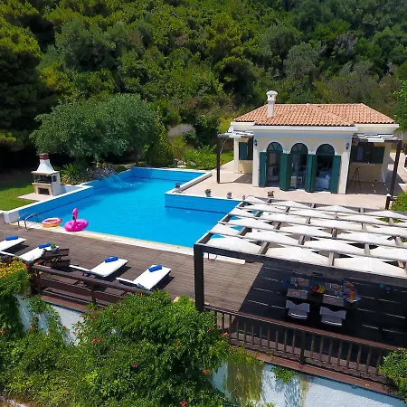 Corfu * Pélekasz