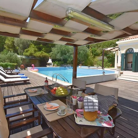 Villa Corfu Pélekasz